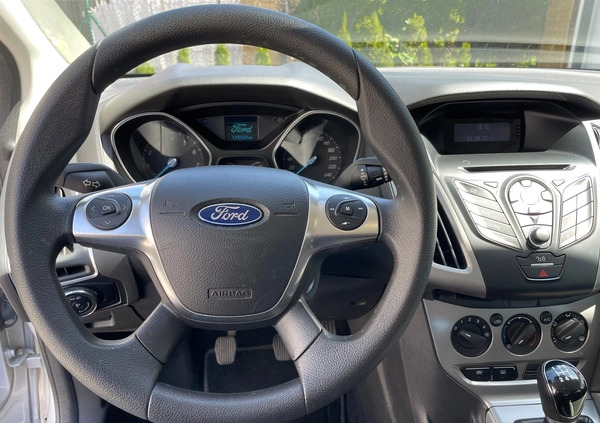 Ford Focus cena 22900 przebieg: 139000, rok produkcji 2011 z Drezdenko małe 67